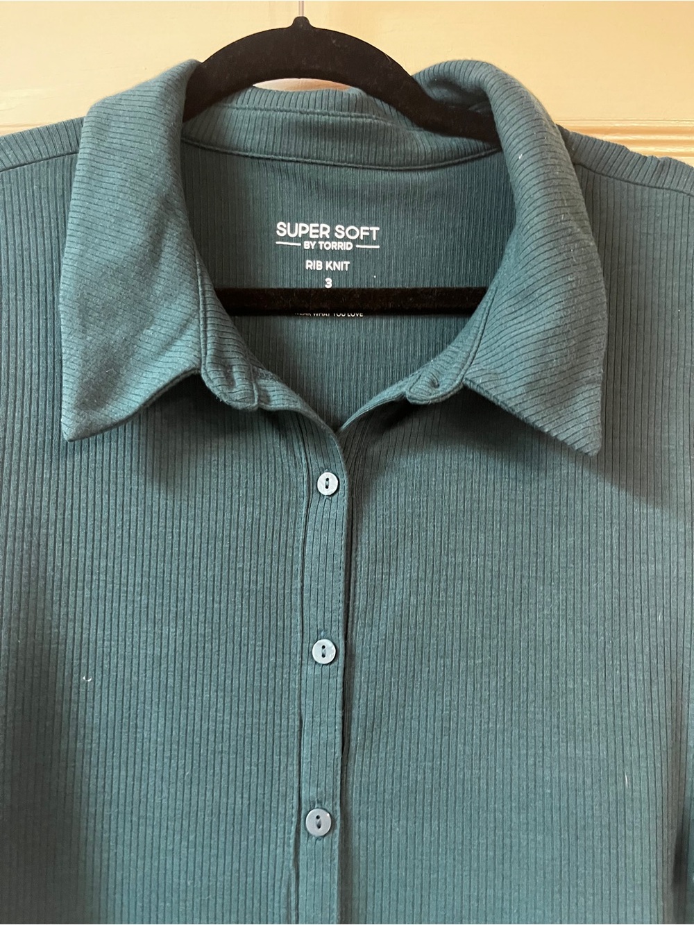torrid Teal Ribbed Button-Front Cold-Shoulder Top - Picture 3 of 6